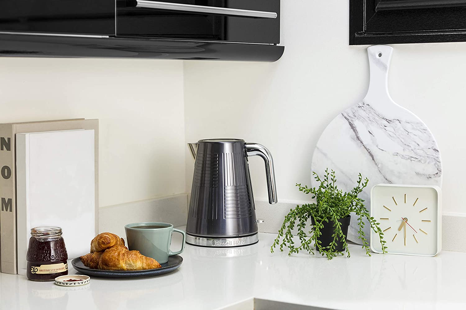 Russell Hobbs Kettle Geo Steel Cordless Electric Litre 25240 - Image 4